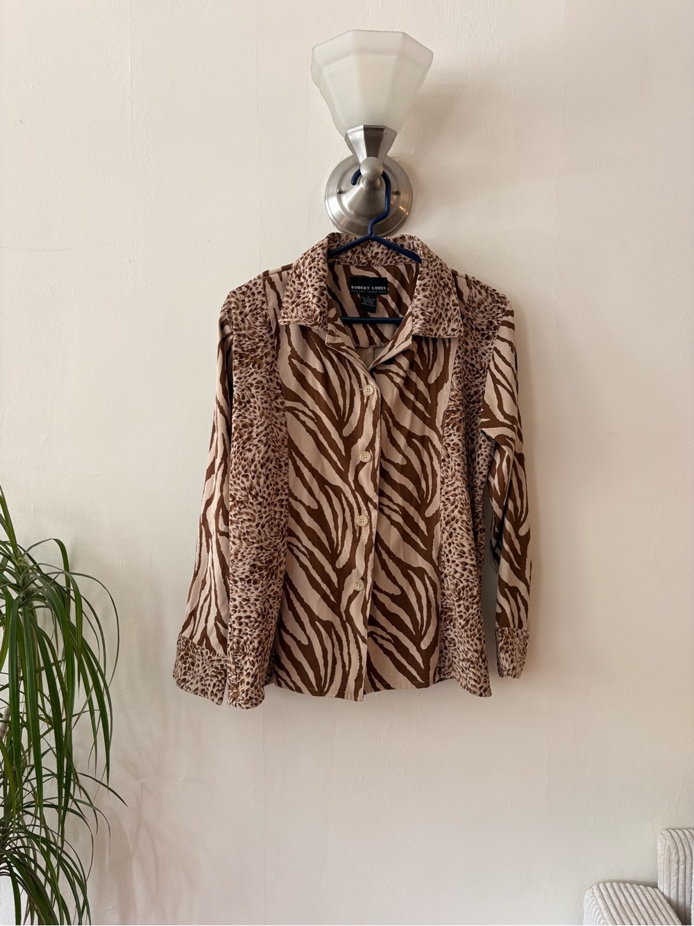 Vintage Robert Louis Brown & Cream Animal Print Zebra Cheetah Button-Down Shirt